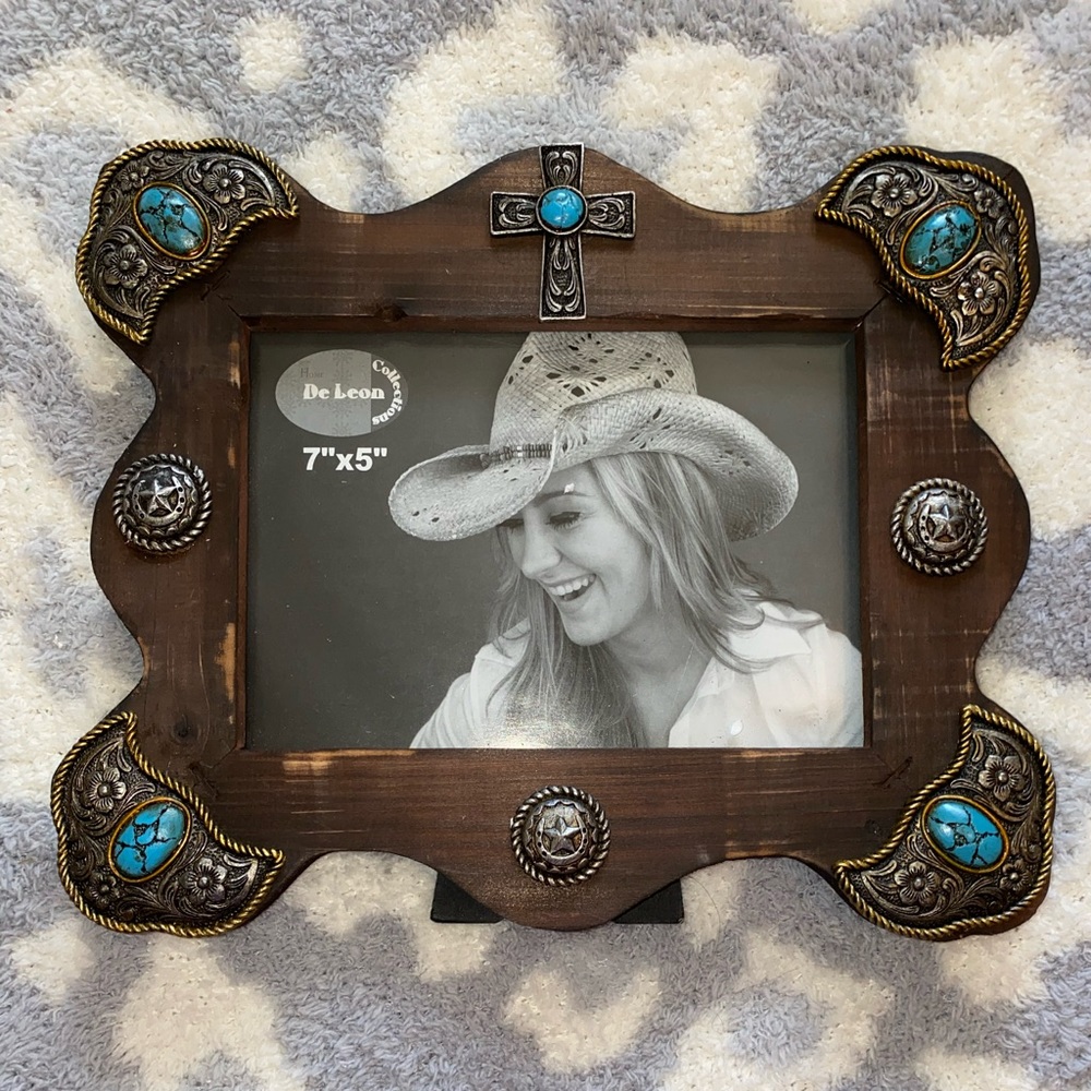 De Leon western style picture frame